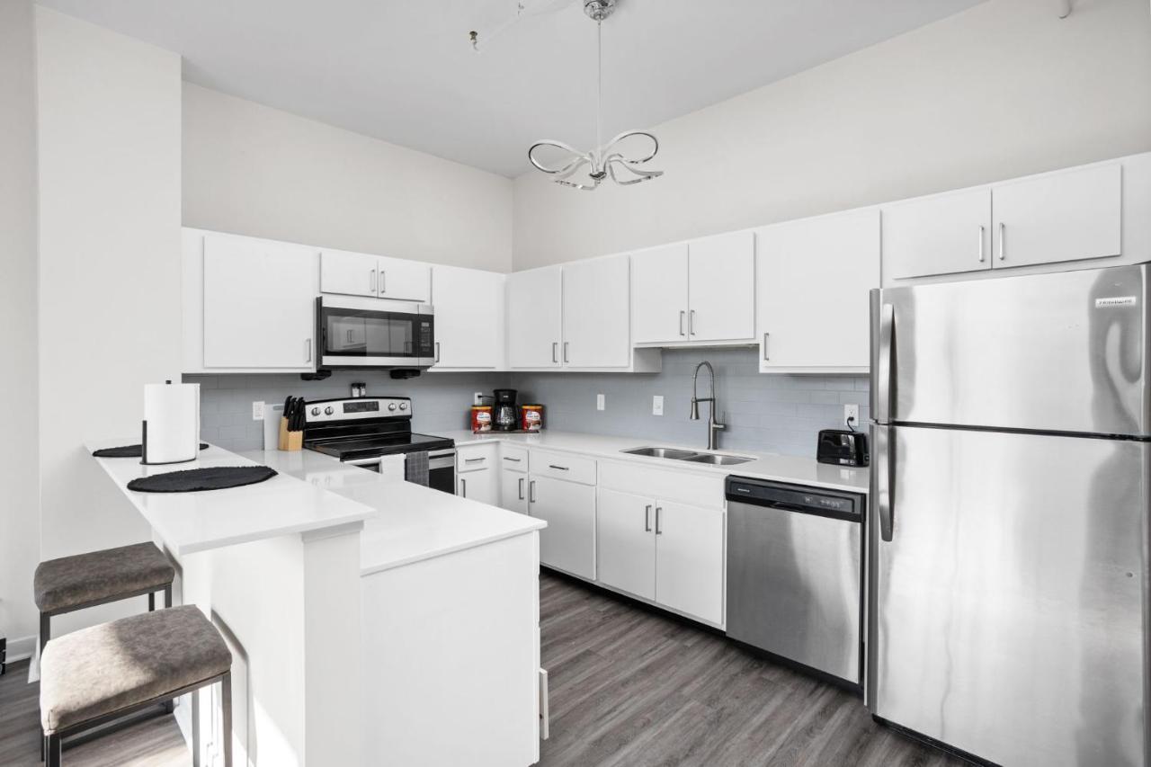 2Br 2Ba In The Block Apartment By Cozysuites Indianapolis Eksteriør bilde